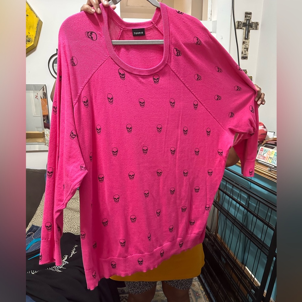 Torrid Fuchsia Sweater with Black Skull Design